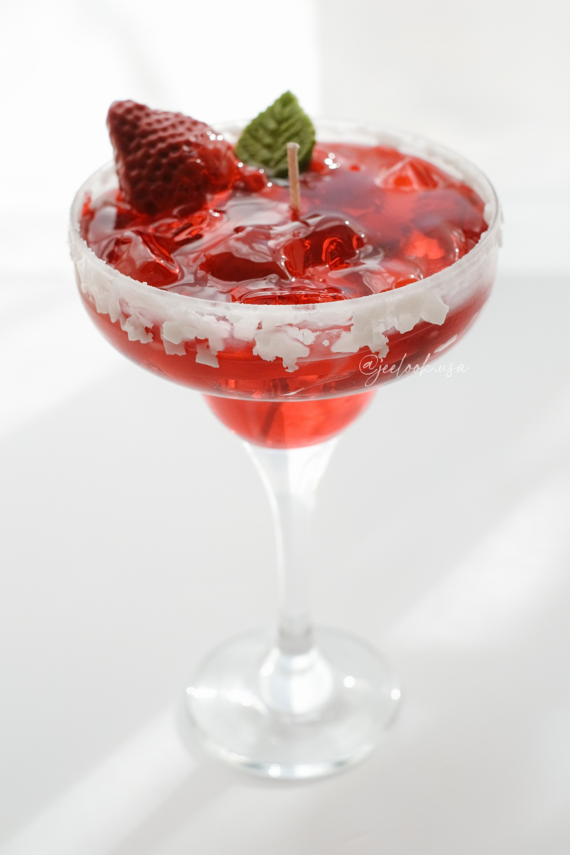 STRAWBERRY MARGARITA CANDLE