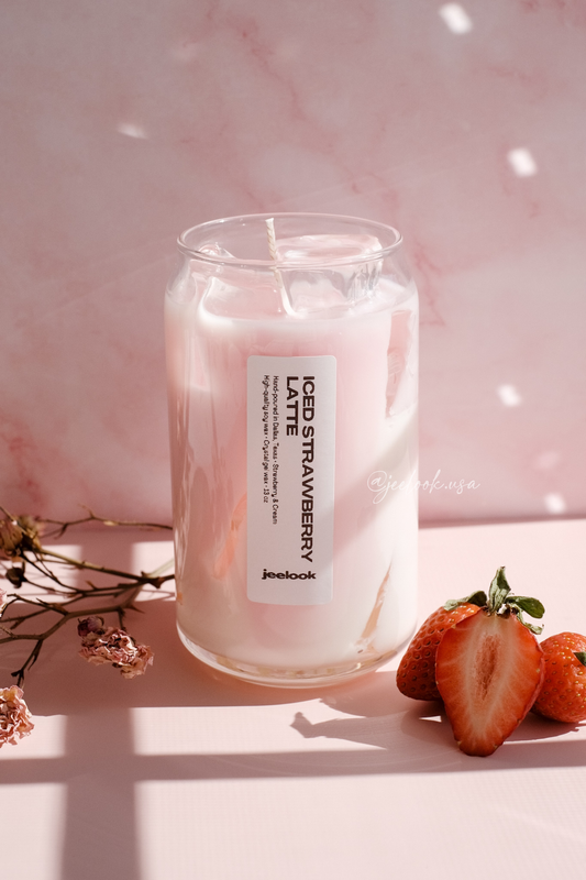 ICED STRAWBERRY LATTE CANDLE