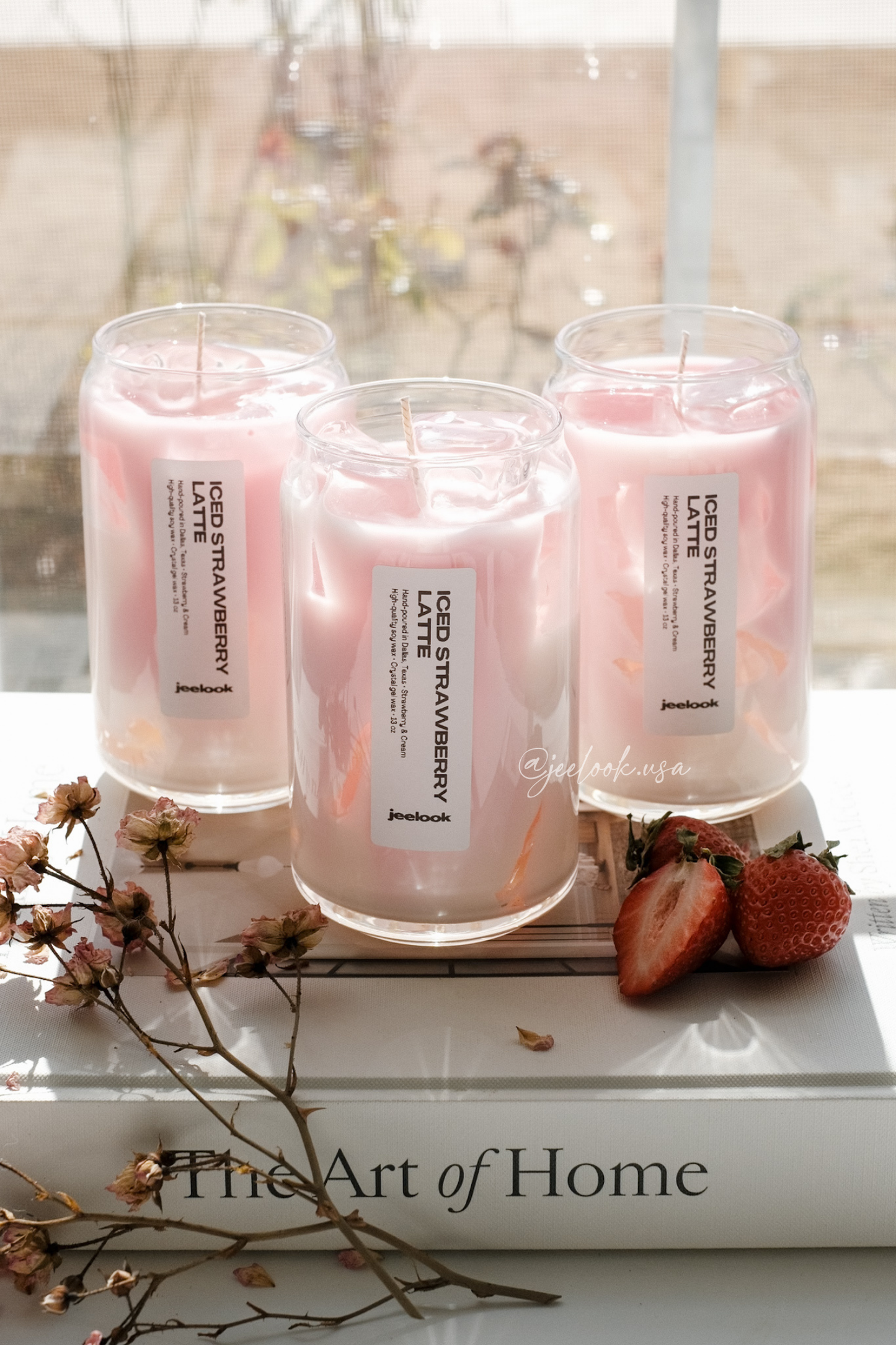 ICED STRAWBERRY LATTE CANDLE