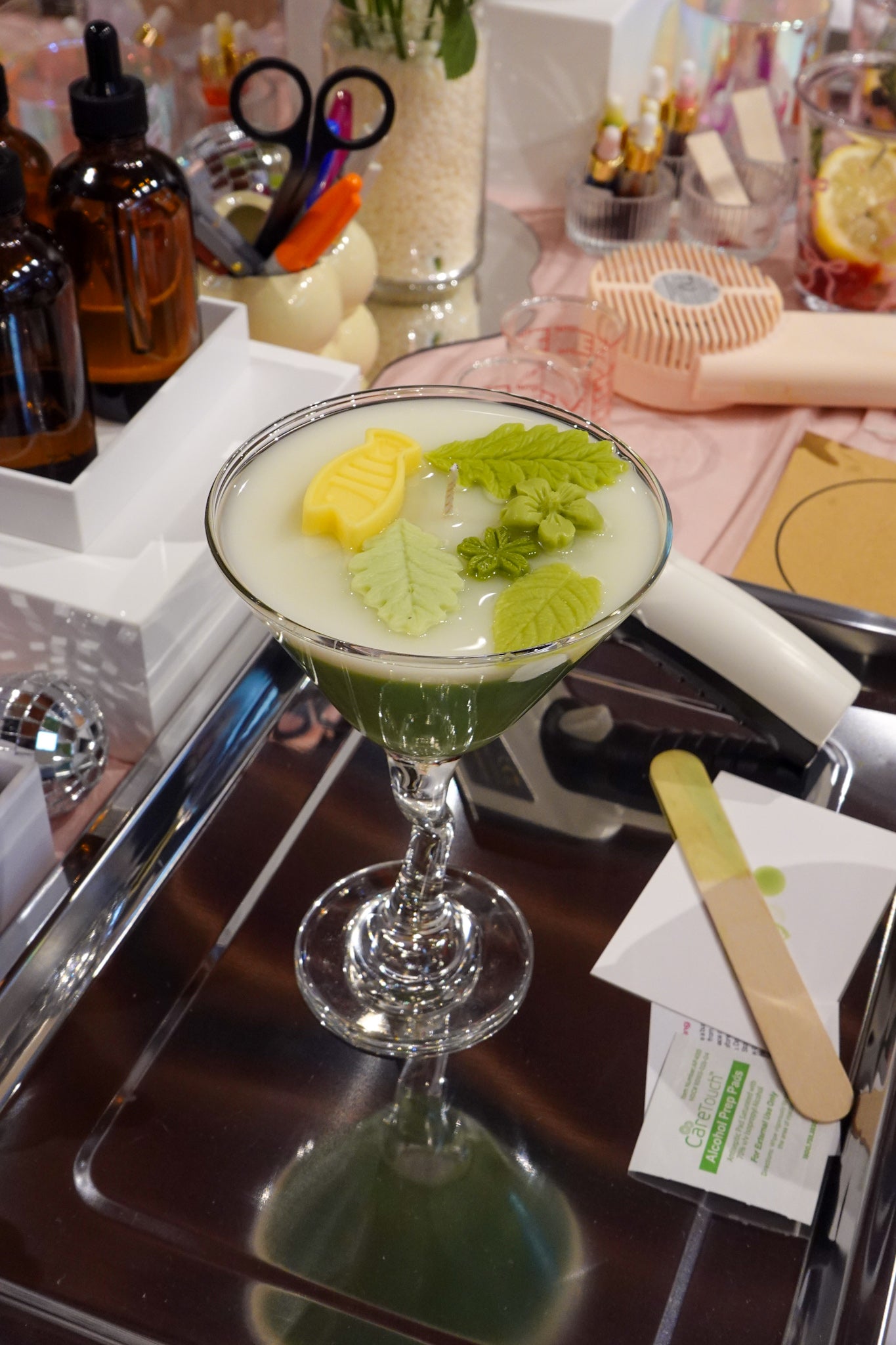 Cocktail Candle Workshop – Snacks & Mocktail with Fresh Berries Included