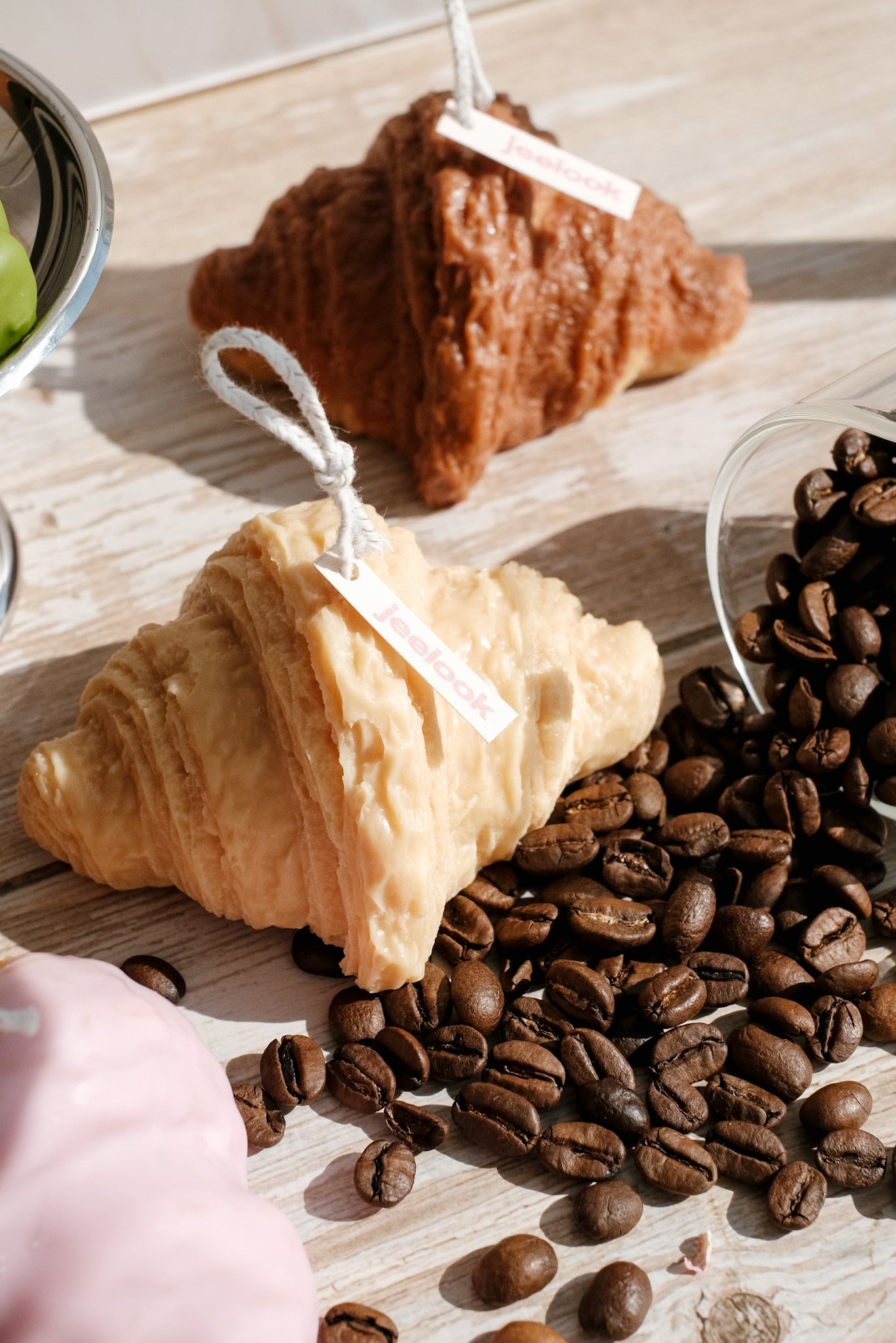 CROISSANT CANDLE