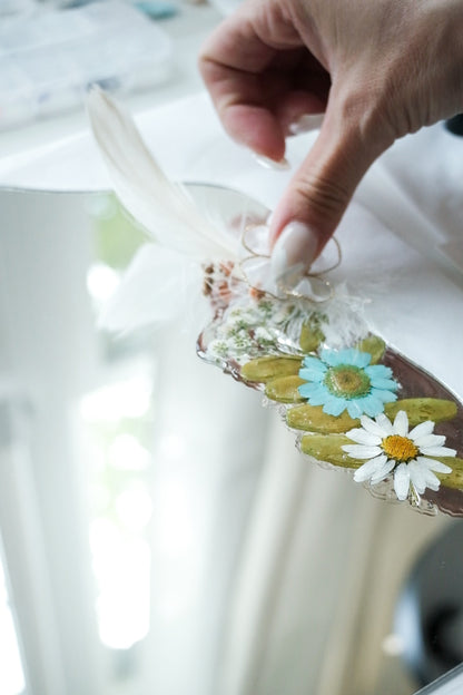 Resin Vanity Mirror Workshop – Snacks & Tea/Coffee Included