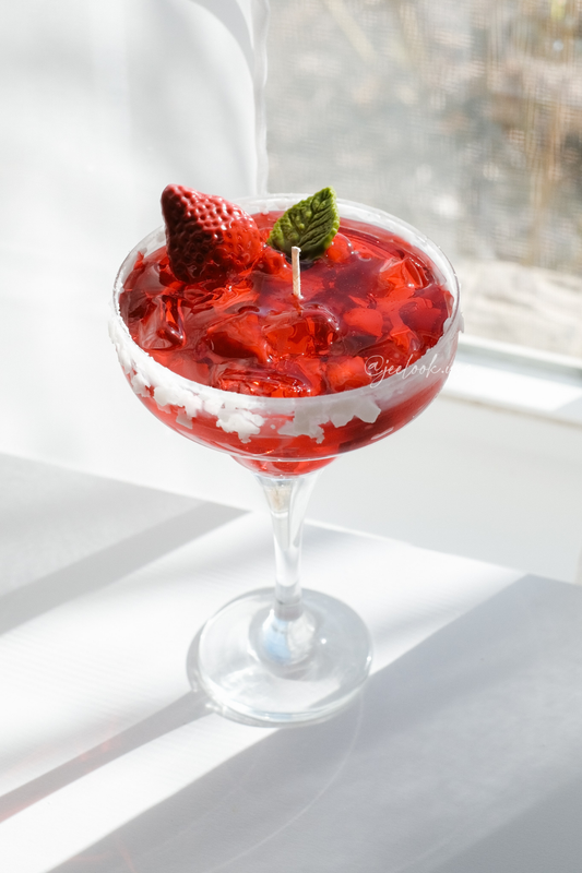 STRAWBERRY MARGARITA CANDLE
